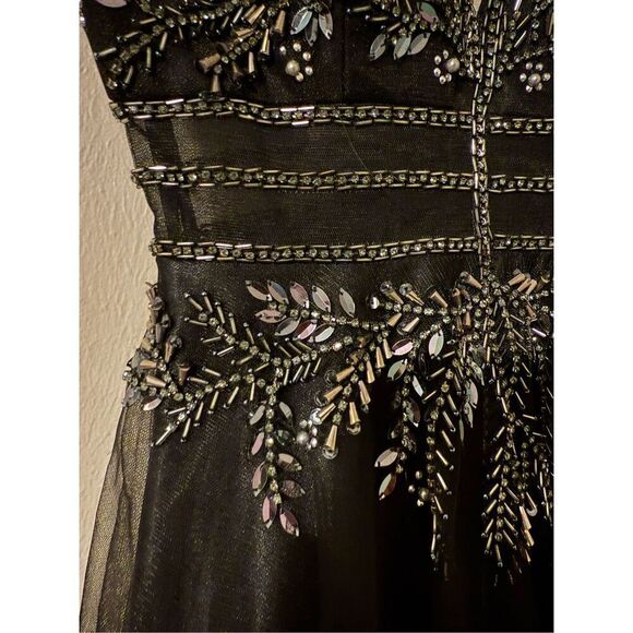 GB Size 3 Beaded Bodice Formal Gown Black Tulle Bottom Evening Special Occasion - Picture 12 of 16